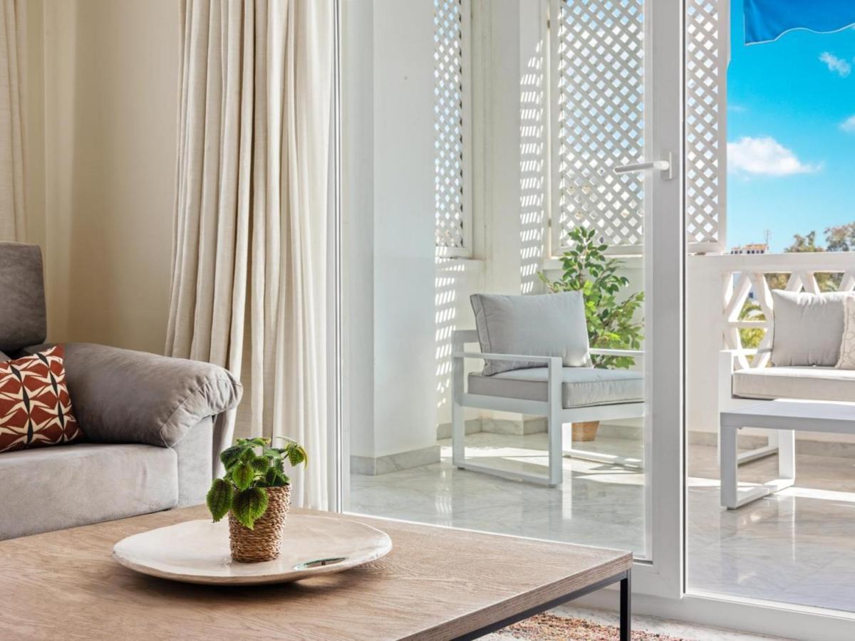 Apartamento Dos En 2 Linea De Playa Ref G07 *