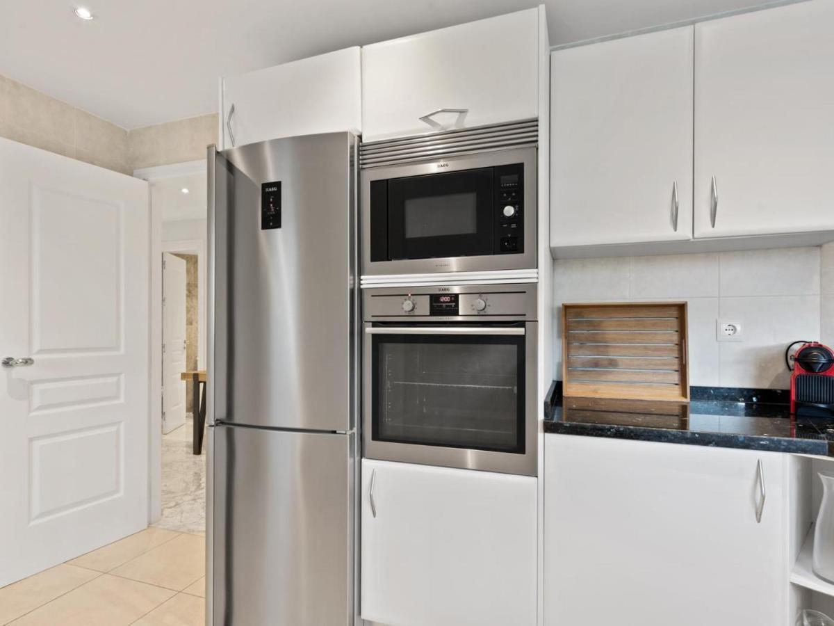 Apartamento Dos En 2 Linea De Playa Ref G07 *